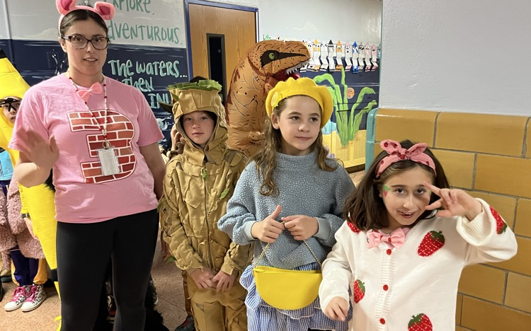 students in costume 