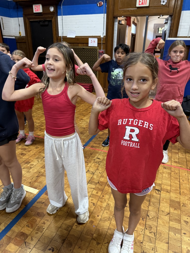 students participating in LeadU assembly