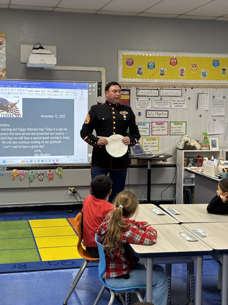 Veteran introduces himself.