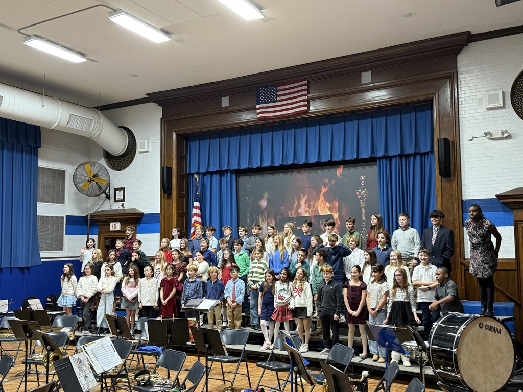 fifth grade chorus singing
