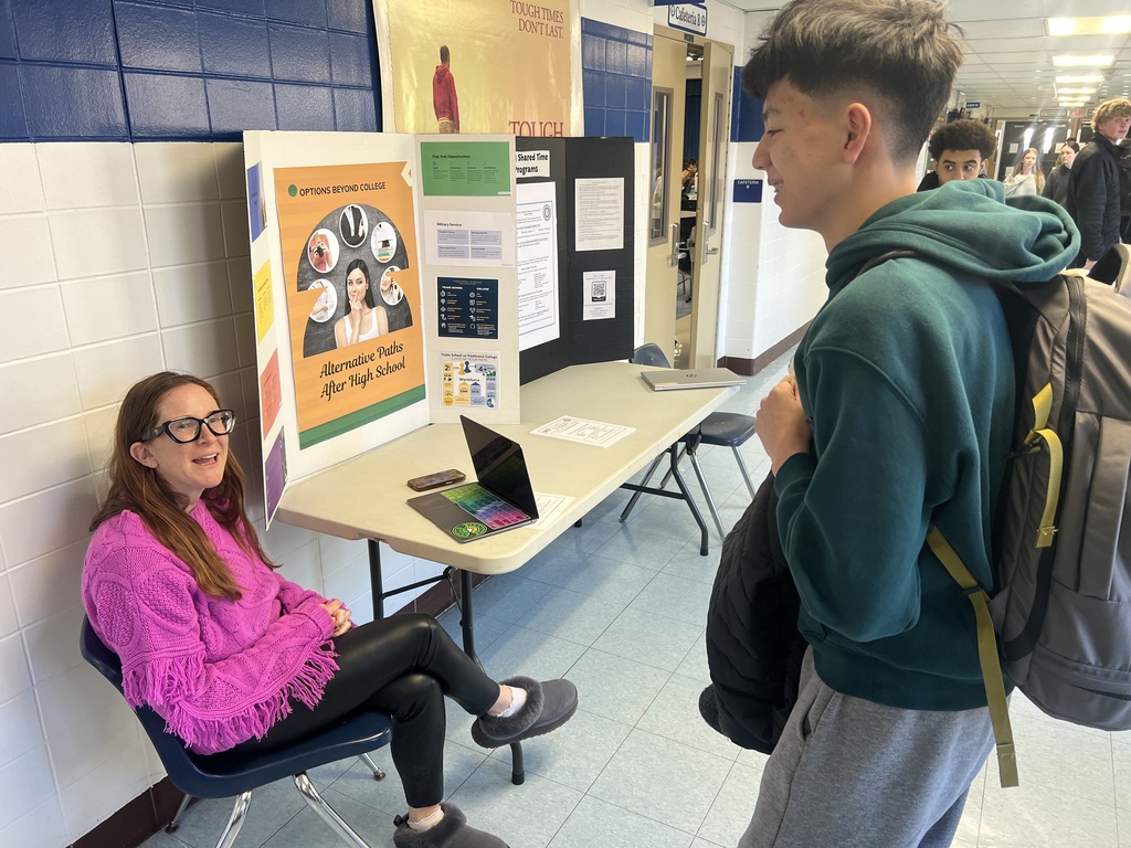 Student talking to counselor 