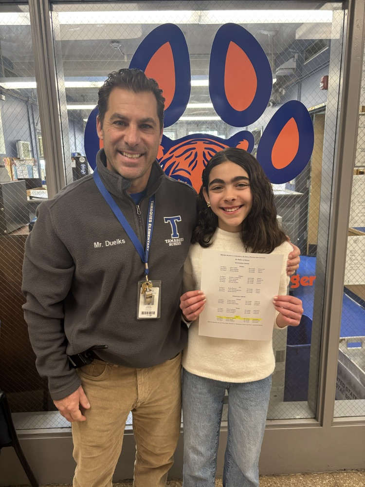 Mr Duelks and Violet 