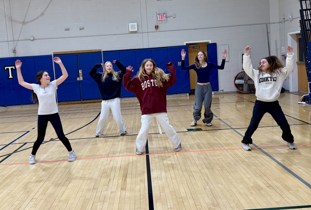 Seventh graders recently wrapped up an exciting, hands-on fitness unit where they designed their own personalized workout routines! 🏃‍♀️🏋️‍♂️ Students incorporated some or all of the five components of fitness—cardiovascular endurance, muscular strength, muscular endurance, flexibility, and agility—while working toward individual fitness goals. Along the way, they selected appropriate exercises, practiced proper form, and learned how to safely progress their routines. The project emphasized goal-setting, safety, and self-monitoring as students explained how each activity supported their overall fitness journey, empowering them to take ownership of their health and build lifelong fitness skills. 💪✨