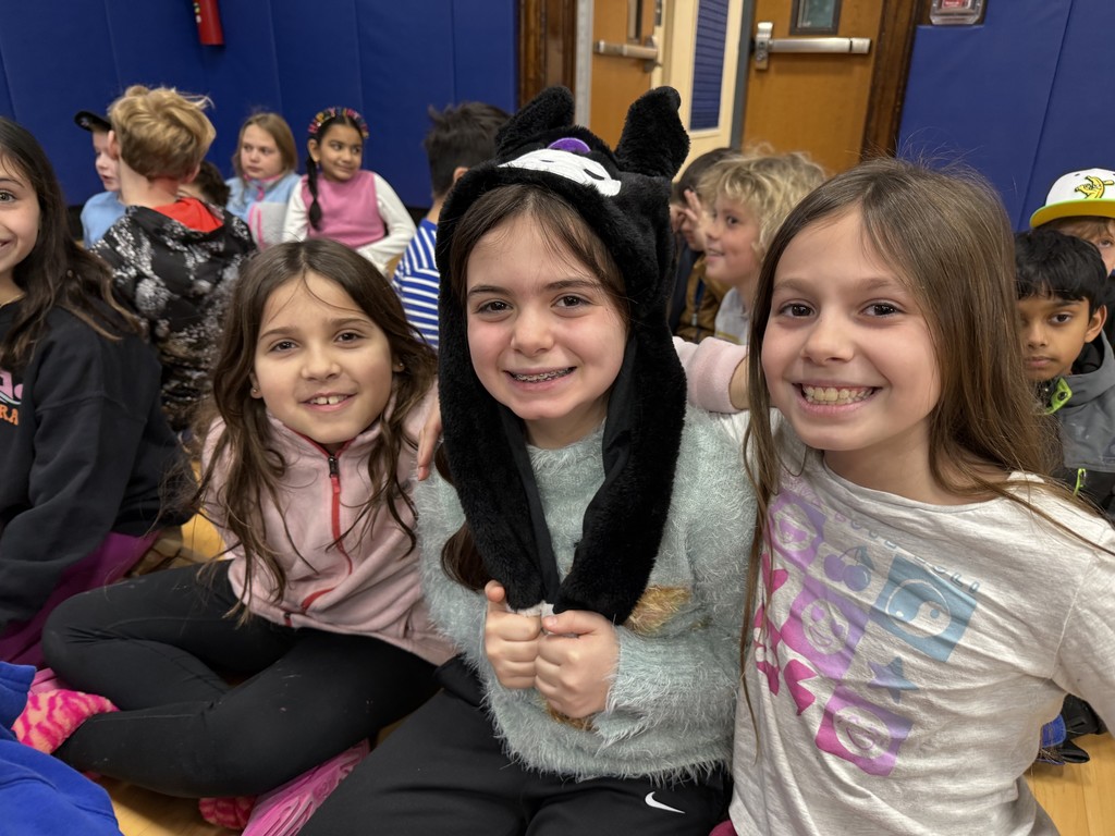 Tipping our Hats to Kindness