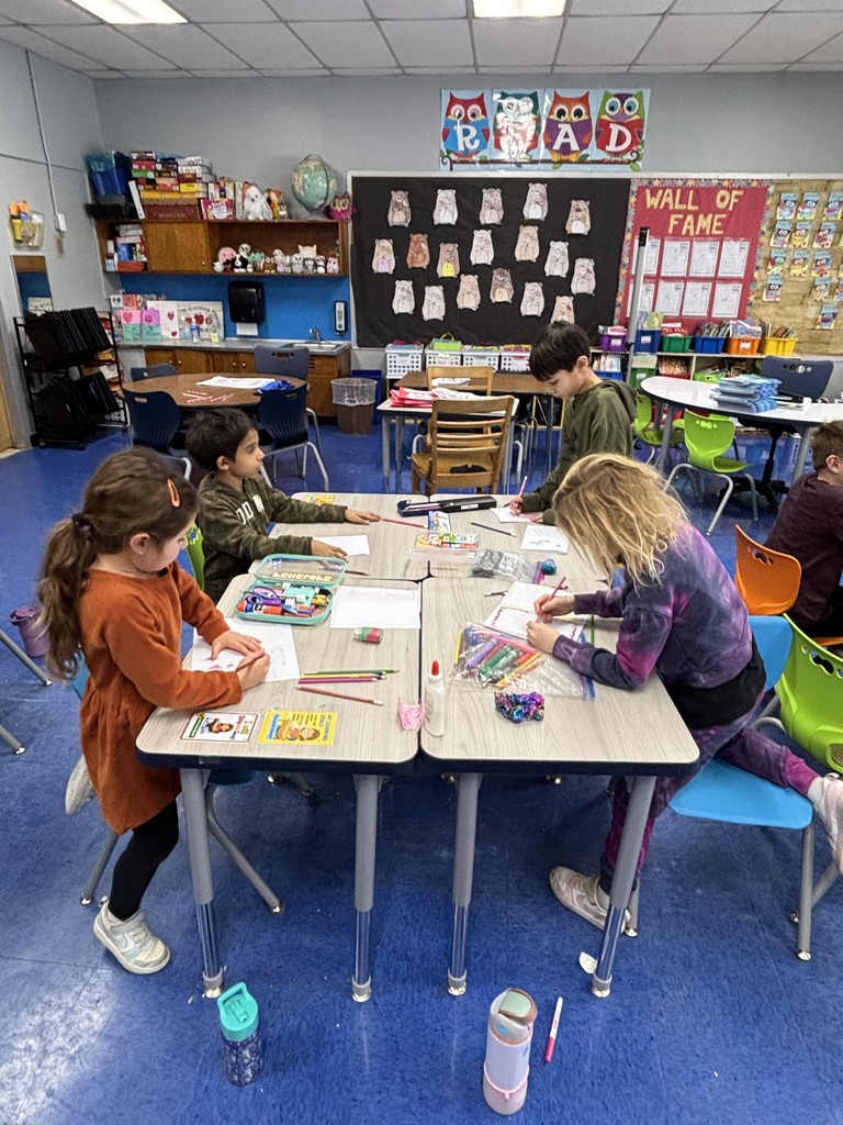 Students are marking their cards.