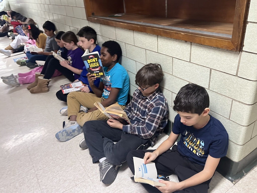 Students reading quietly.