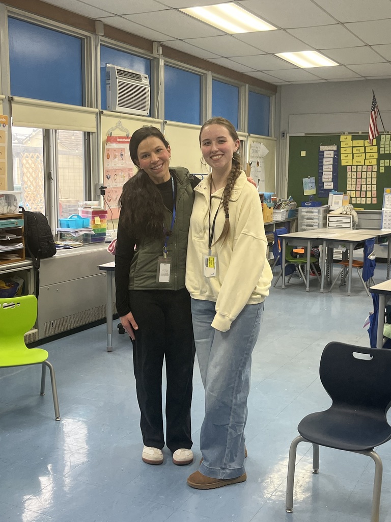 WHS flag football player visits her 2nd grade teacher.