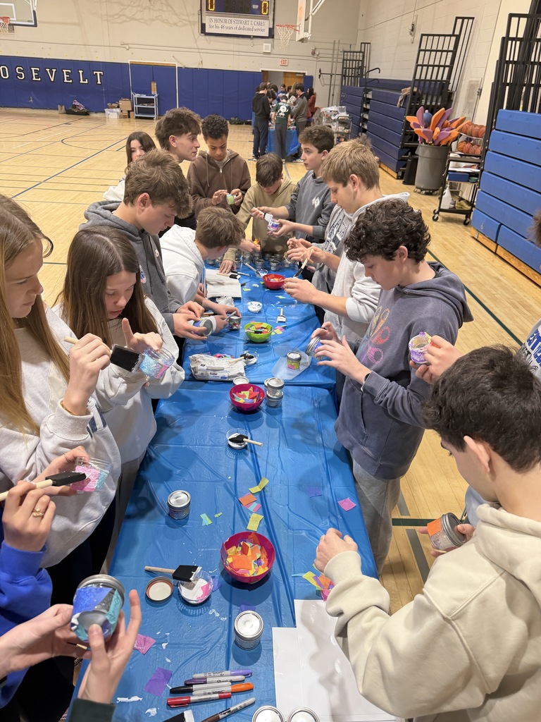 RIS Community Service Day was a great success! Students across all grades came together to give back, showing teamwork, compassion, and a strong sense of community. Thank you to everyone who helped make the day so meaningful! 🙌💙