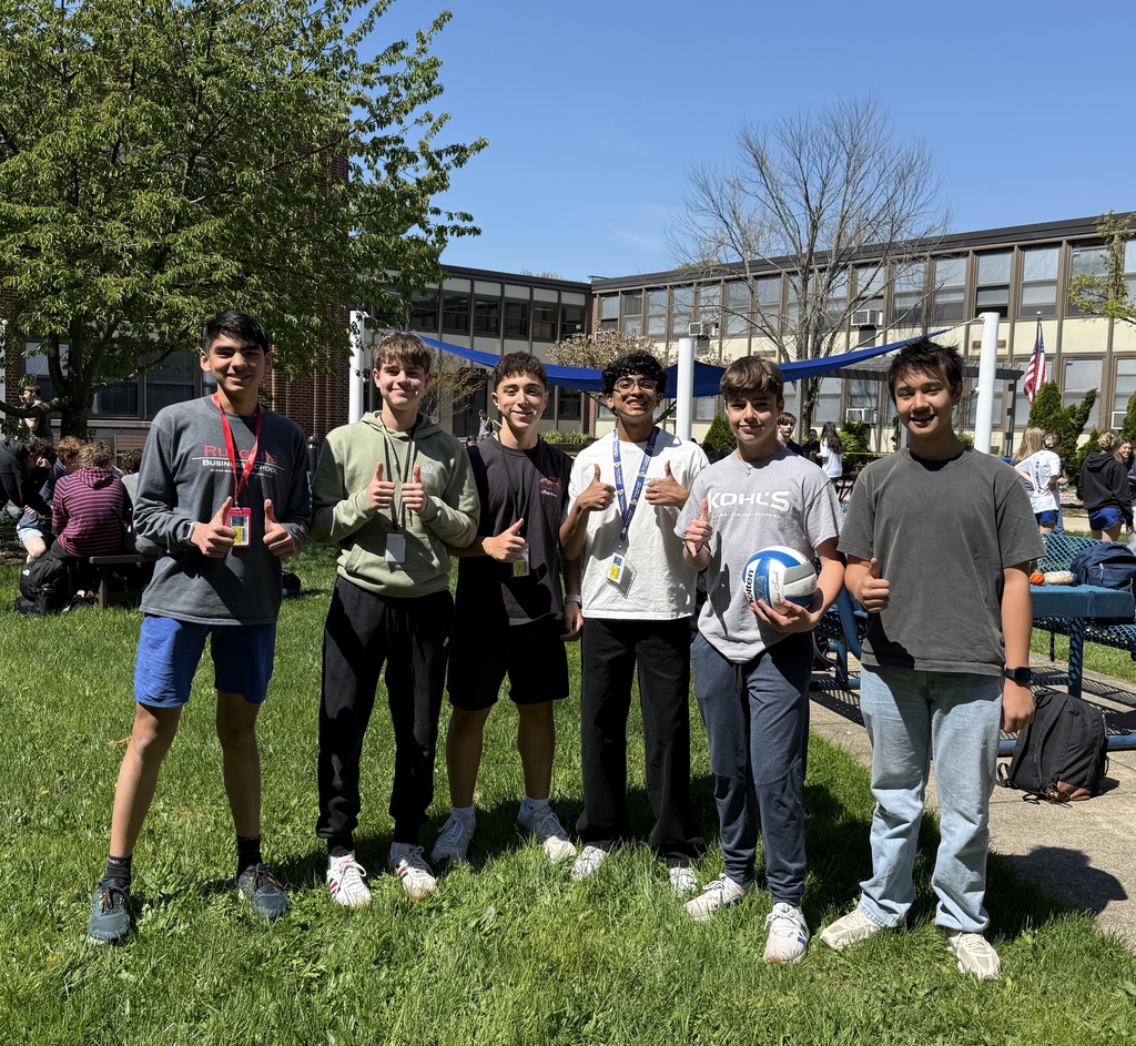More community vibes with lunch and games outdoors