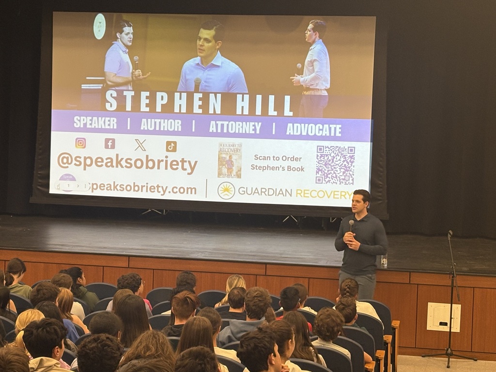 Stephen Hill is sharing his powerful message with our 8th graders today — inspiring students to make positive choices and recognize the impact they can have on others. Thank you, Stephen, for an engaging and meaningful presentation for our school community!
