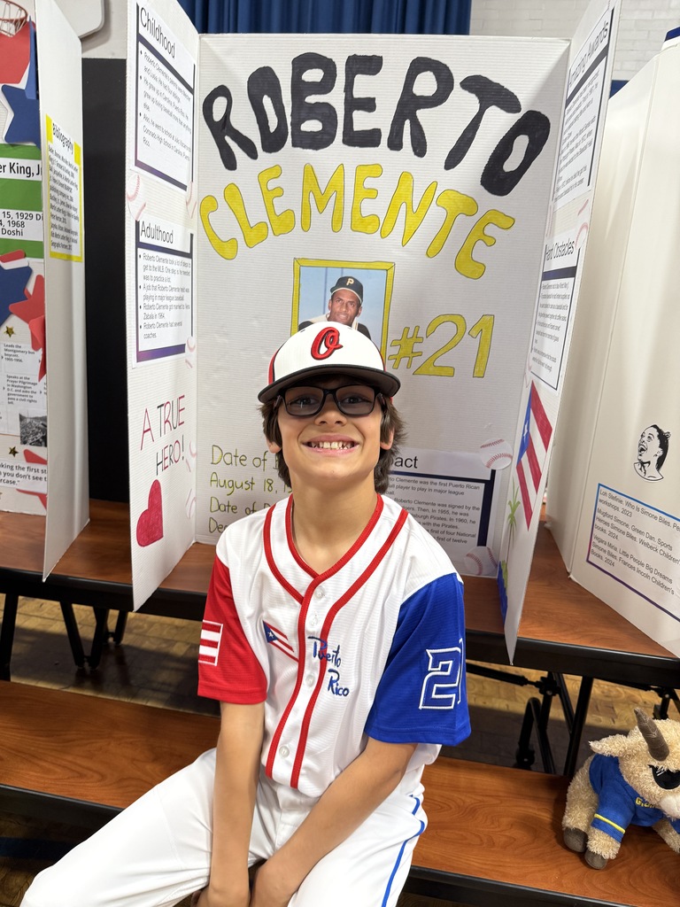 student as  roberto clemente