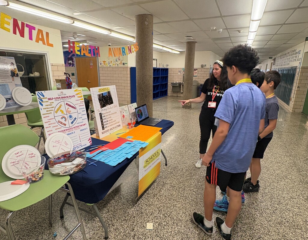 Guest Lauren Dorman on healthy bodies with students 