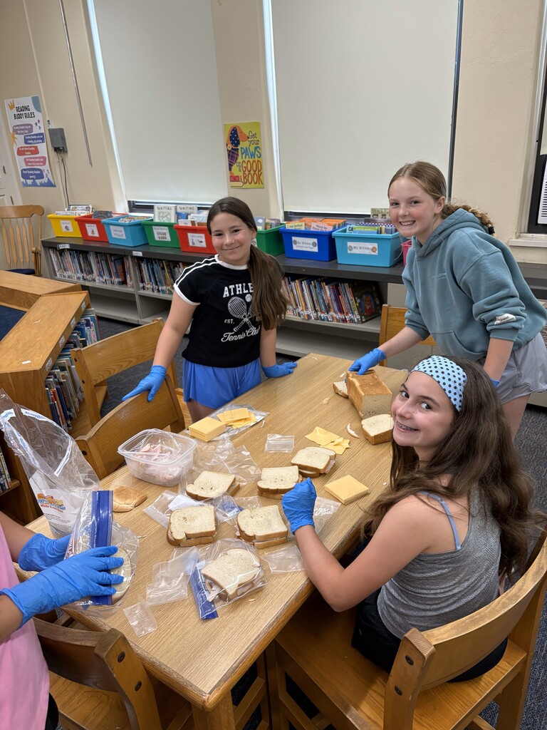 Students making sandwiches