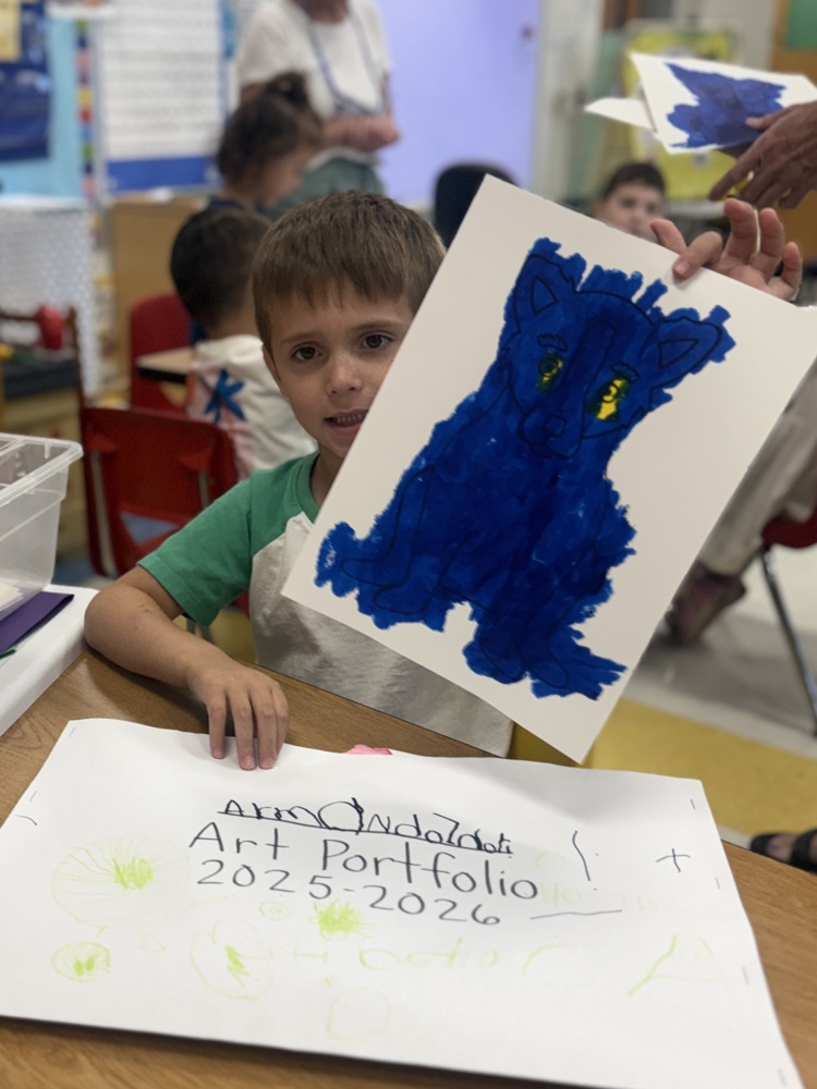students organized their art portfolio
