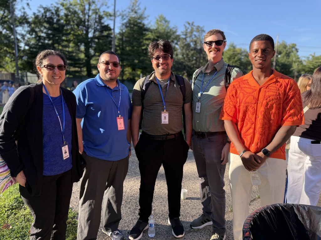 Group photo of teachers
