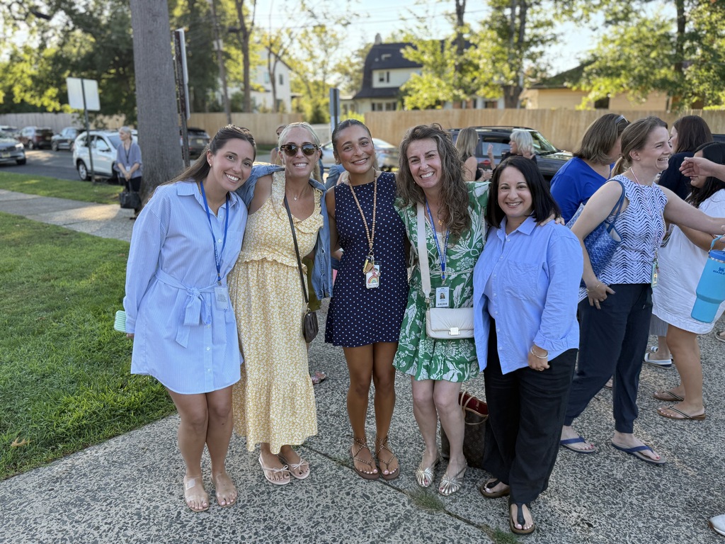 Group photo of teachers