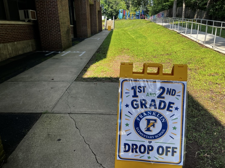 welcome back and arrival signage