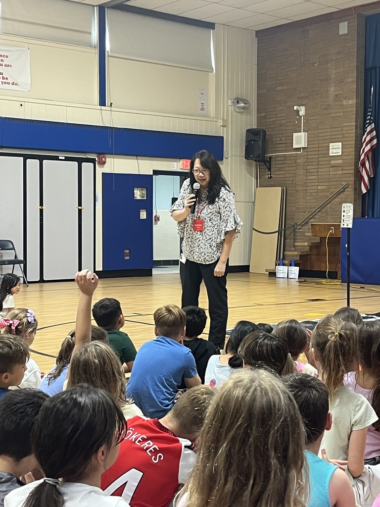 Presenter calls on student volunteers.
