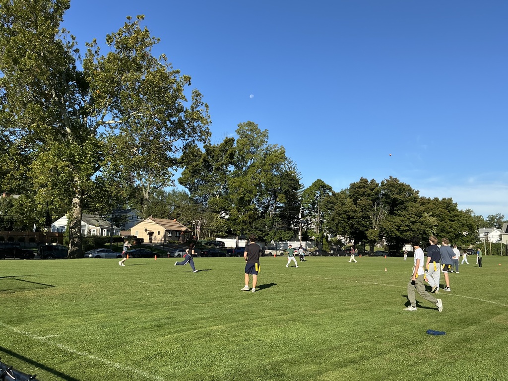 Students in PE and Physics class outside.