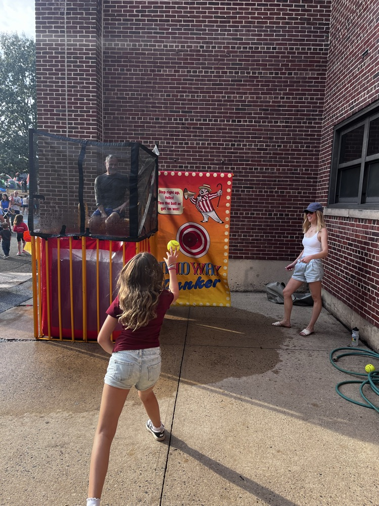 dunk tank 