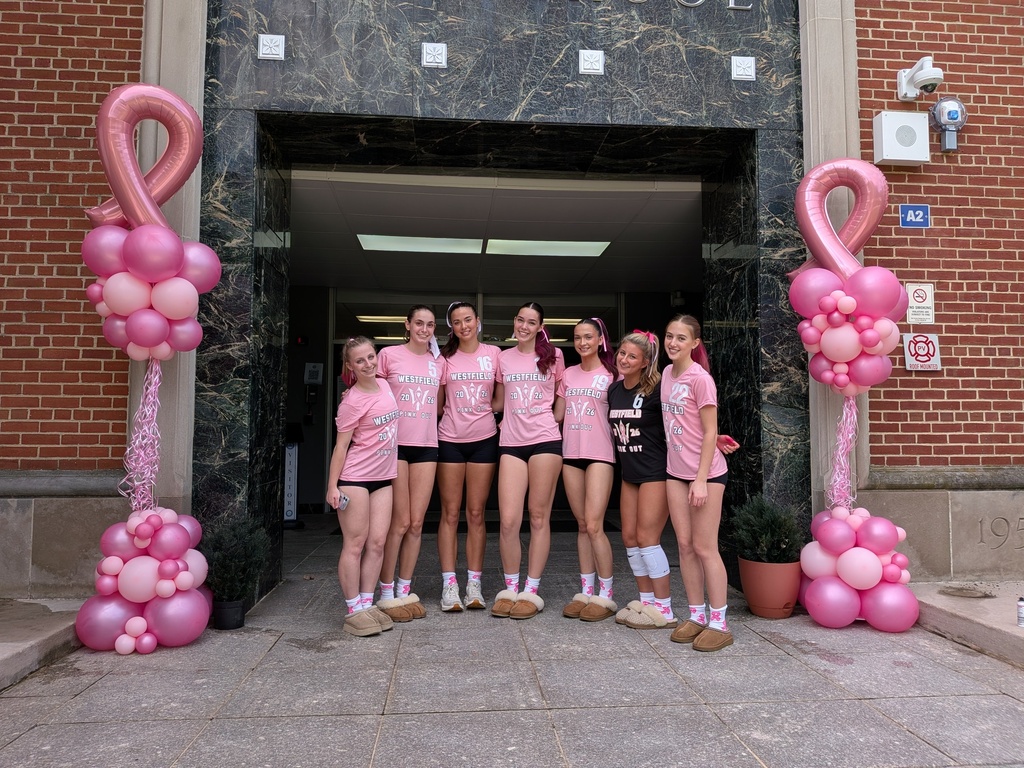 girls team and balloons