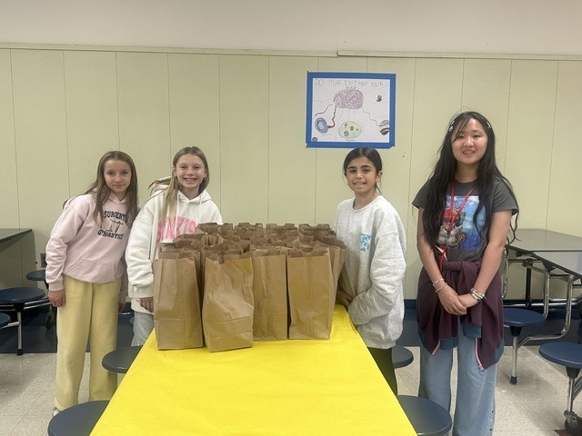 Jersey Cares Club Making a Difference! 💙🥪 Our Jersey Cares Club was back in action this week, spreading kindness and giving back to those in need! Students worked together to prepare sandwiches for St. Joseph's in Elizabeth, demonstrating the importance of compassion, teamwork, and community service. We are so proud of our students for continuing to make a positive difference, one sandwich at a time! 💛
