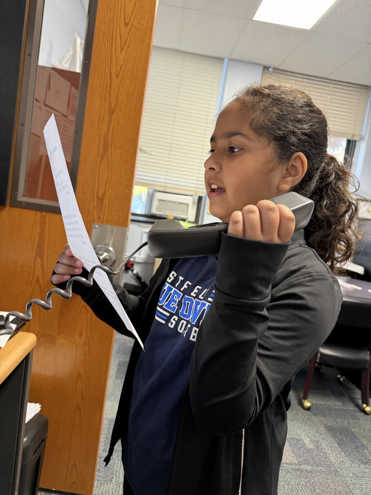 student announcer 