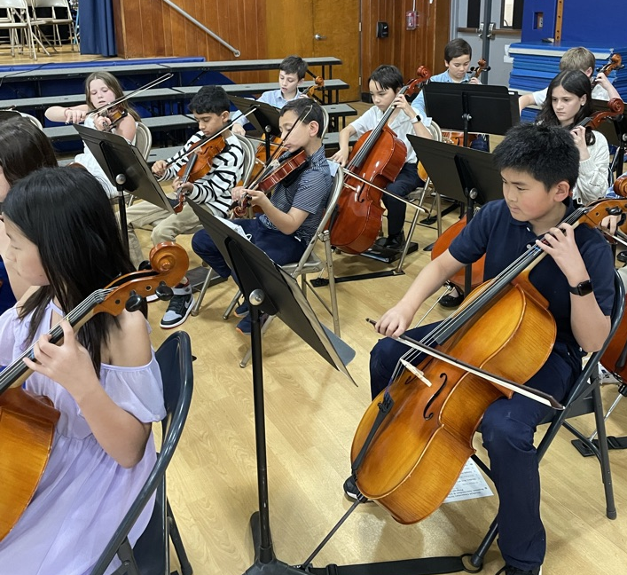 Tamaques Gr 4 strings performance