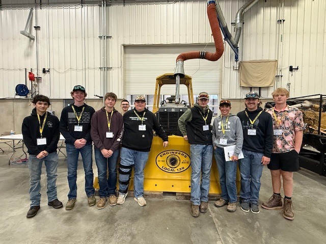 students visit operating engineers training center