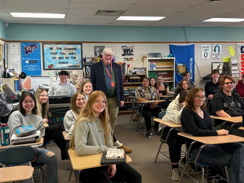 U.S. Representative Glenn Grothman visits students