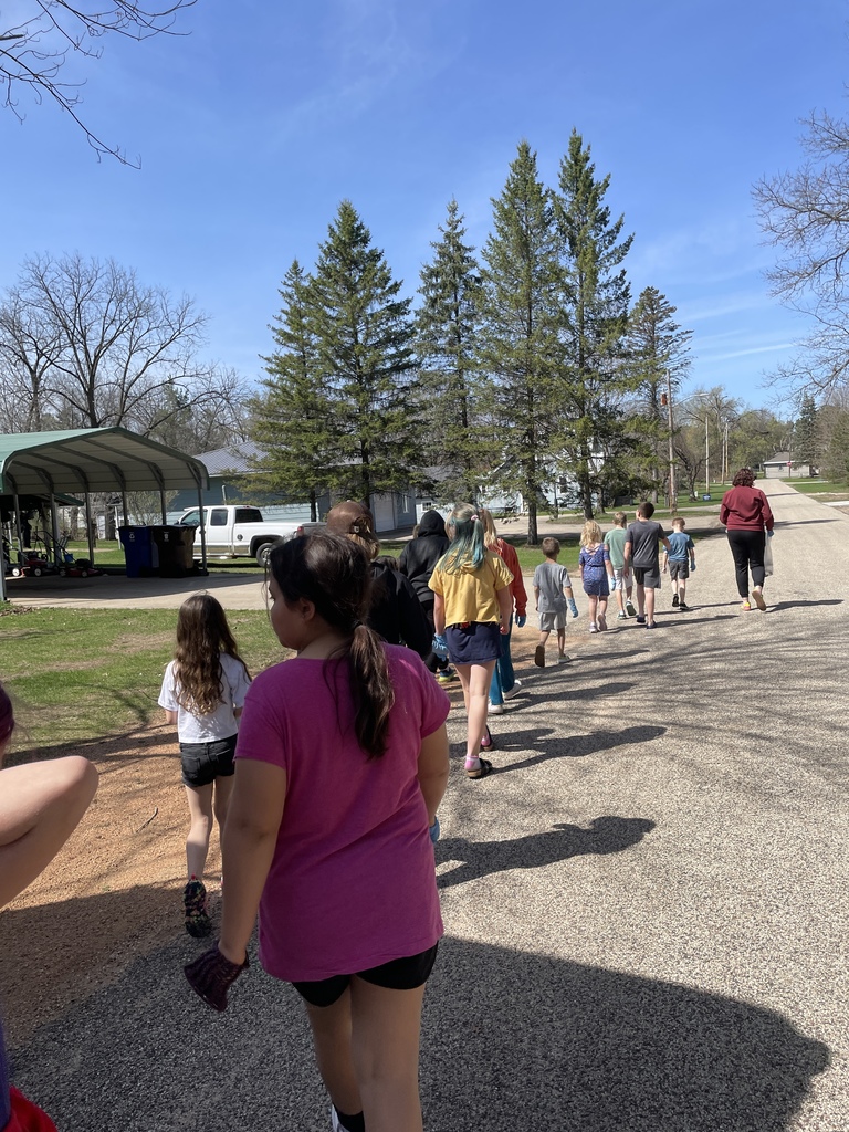 CES students picking up trash on Earth Day #pioneers