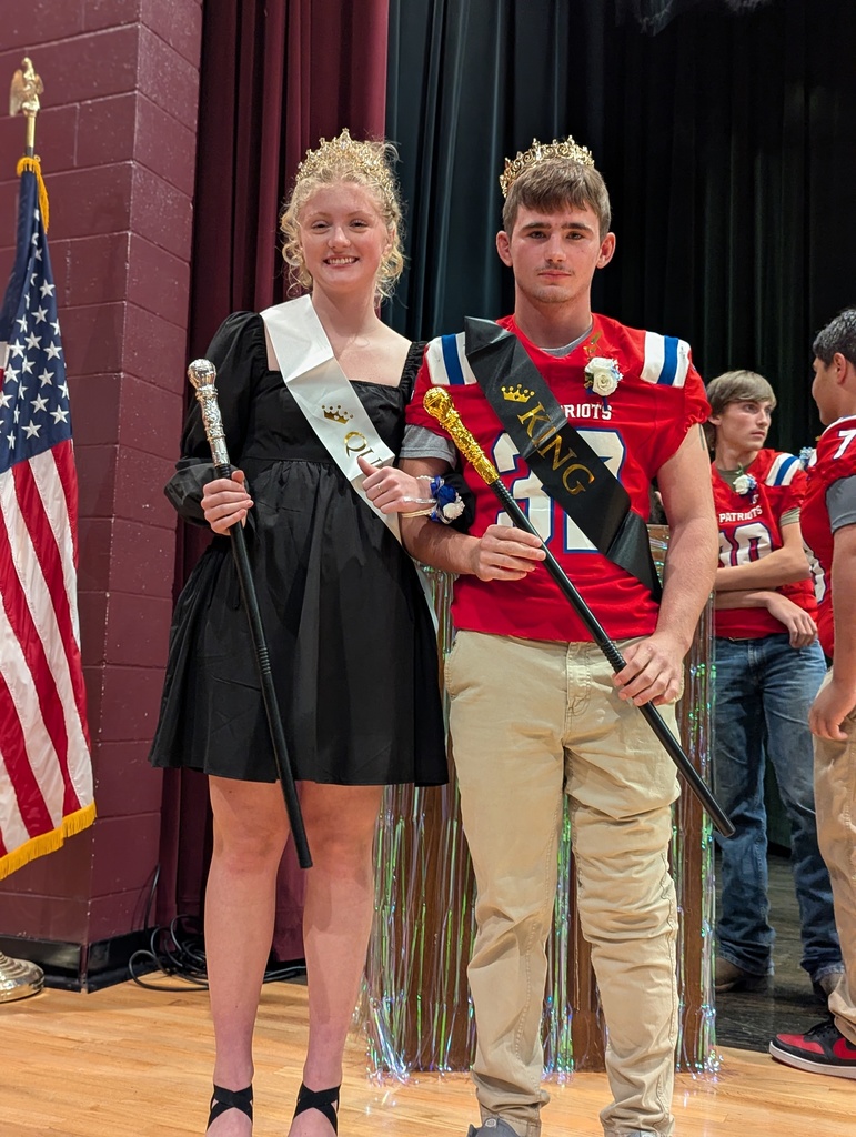 Homecoming king and queen