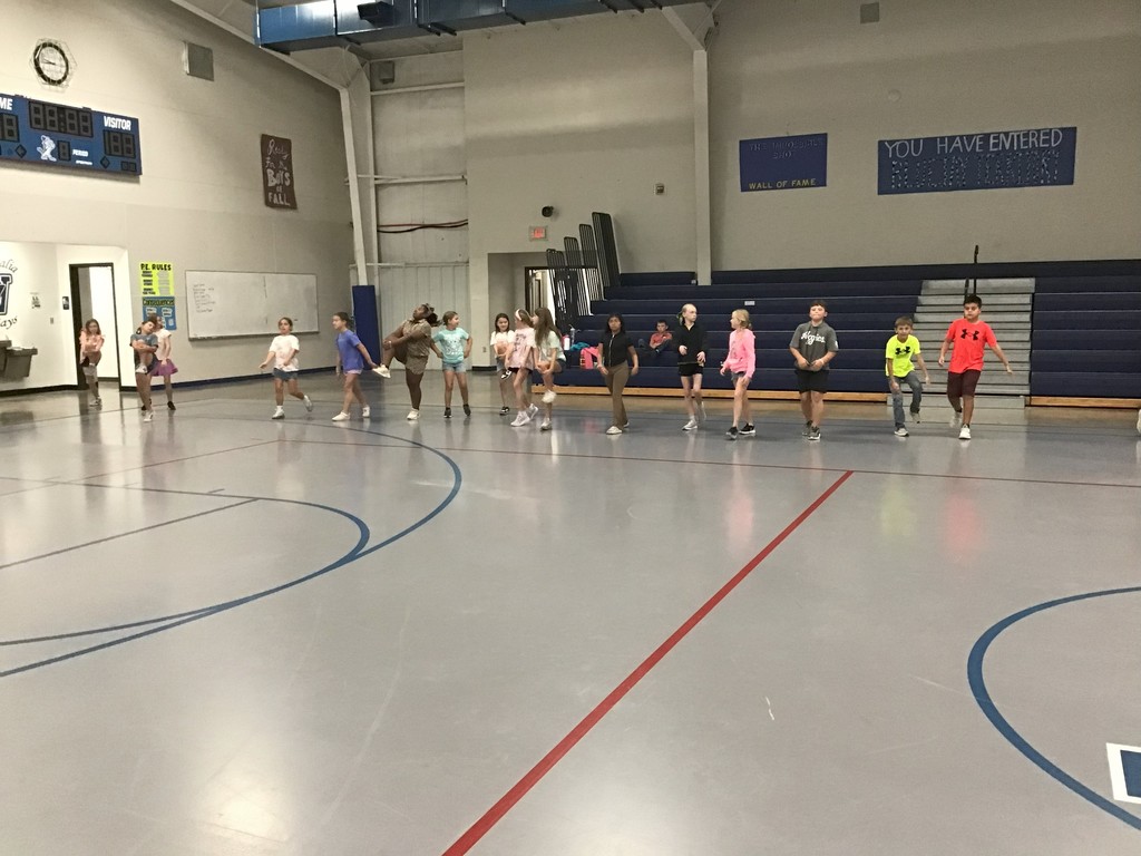 4/5 PE - Knee Pulls