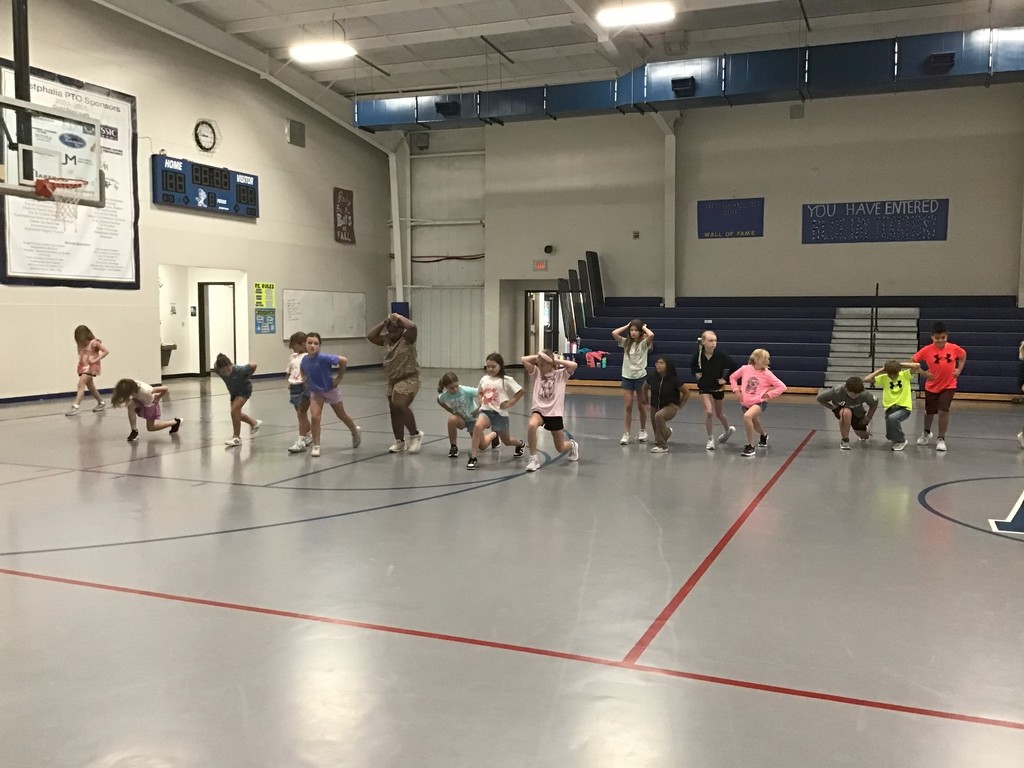 4/5 PE Lunges