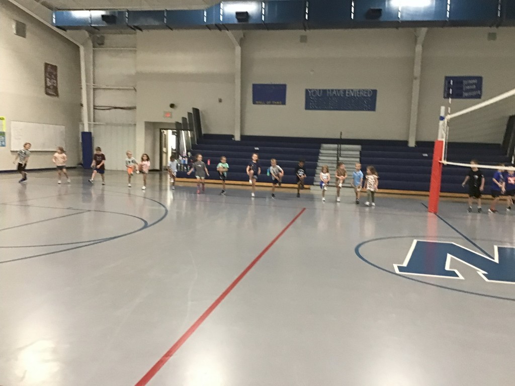 Kinder Knee Pulls