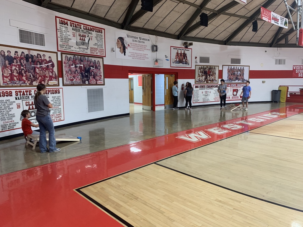 Coach Brannen is keeping our high school students moving and motivated! This week, PE classes are learning how to play Baggo, Pickleball, and Badminton — using our new equipment to stay active while trying out games students are excited about. We’re proud to offer activities that keep up with student interests and help build lifelong fitness skills! ❤️🤍💪