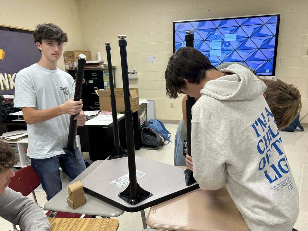 🌟 Learning by Doing 🌟 Mrs. Phillips’ 4th block Ag Mechanics students are showing the power of hands-on learning. This week, they assembled new desks for Coach Brown, combining practical skills with community service. The students worked hard, had fun, and made a real difference!