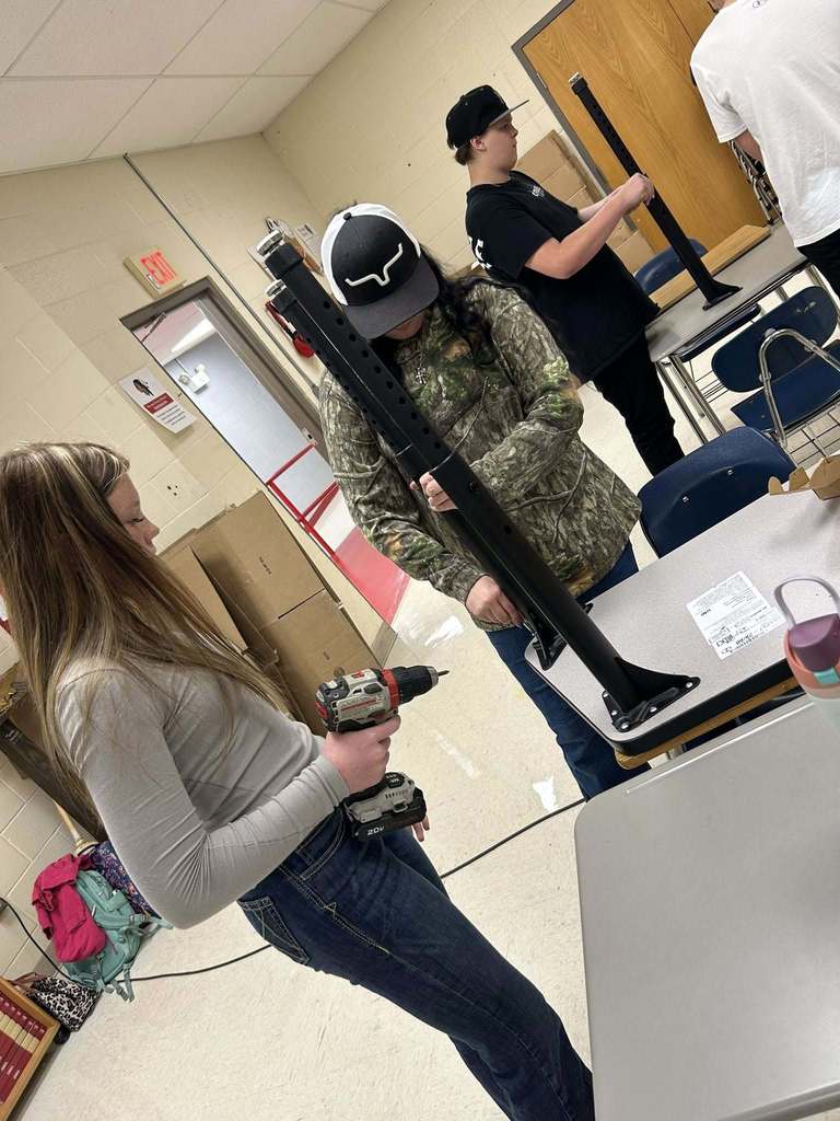 🌟 Learning by Doing 🌟 Mrs. Phillips’ 4th block Ag Mechanics students are showing the power of hands-on learning. This week, they assembled new desks for Coach Brown, combining practical skills with community service. The students worked hard, had fun, and made a real difference!