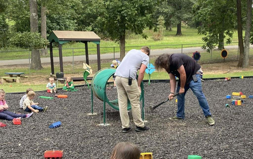 Exciting news on the Pre-K playground this week … Our Westside maintenance team installed a brand new tunnel for our students to enjoy. The pre-k crew was front row for the action—watching, cheering, and celebrating every step of the way! The best part? Once the tunnel was ready, the maintenance team got to see the kids’ faces light up as they took turns crawling through for the very first time. Big thanks to our maintenance team for making playtime even more fun!