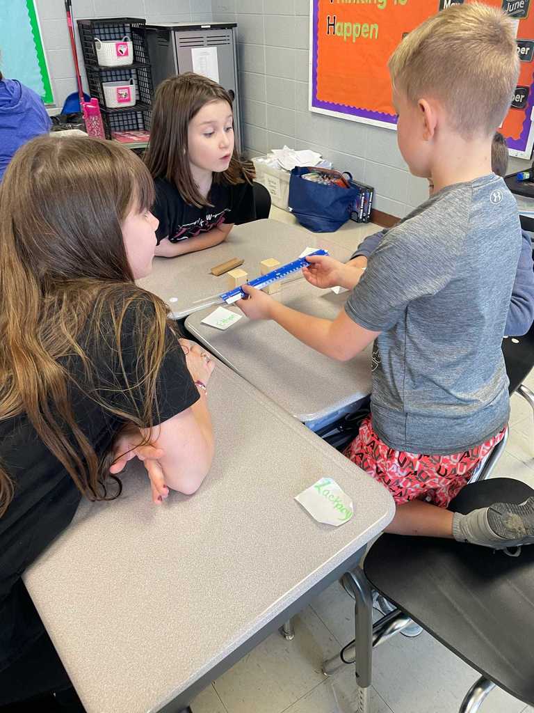 Ms. Russell's 3rd graders showed off their teamwork and problem-solving this week in a bridge-building challenge!   Each group worked together to try out ideas, pick the best design, and then put their bridge to the test with pennies.  Teamwork, problem-solving, and creativity — that’s what makes our Lil Warriors shine! ❤️🤍