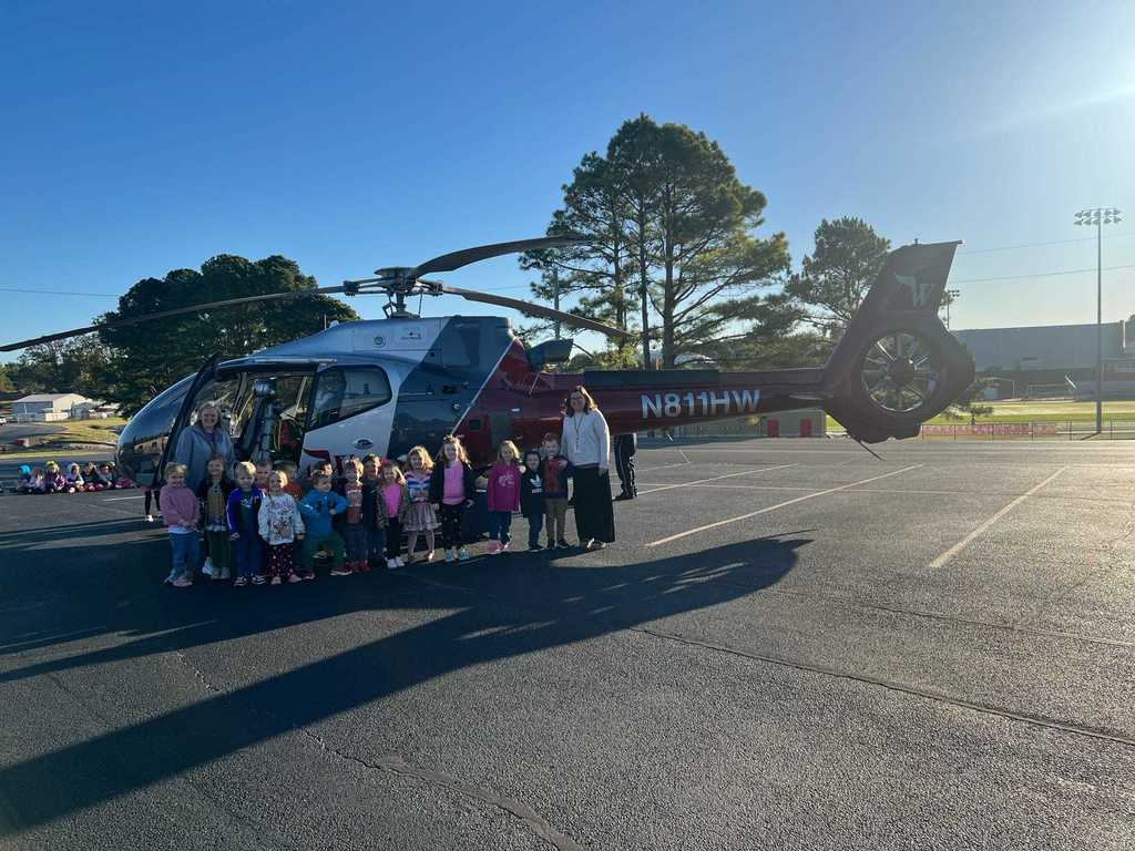 Exciting day for Westside Pre-K!  Thank you to Hospital Wing for flying in and showing our students their medical helicopter as part of the Community Helpers unit.   Our Lil' Warriors loved it!  ❤️🤍