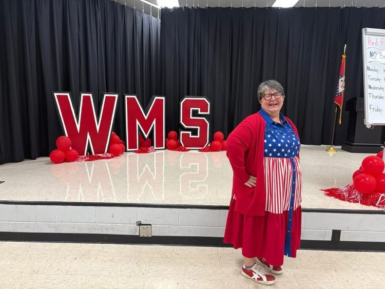 Westside Middle School started off Red Ribbon Week by wearing red, white, and blue!   WMS students are proud to be drug free!