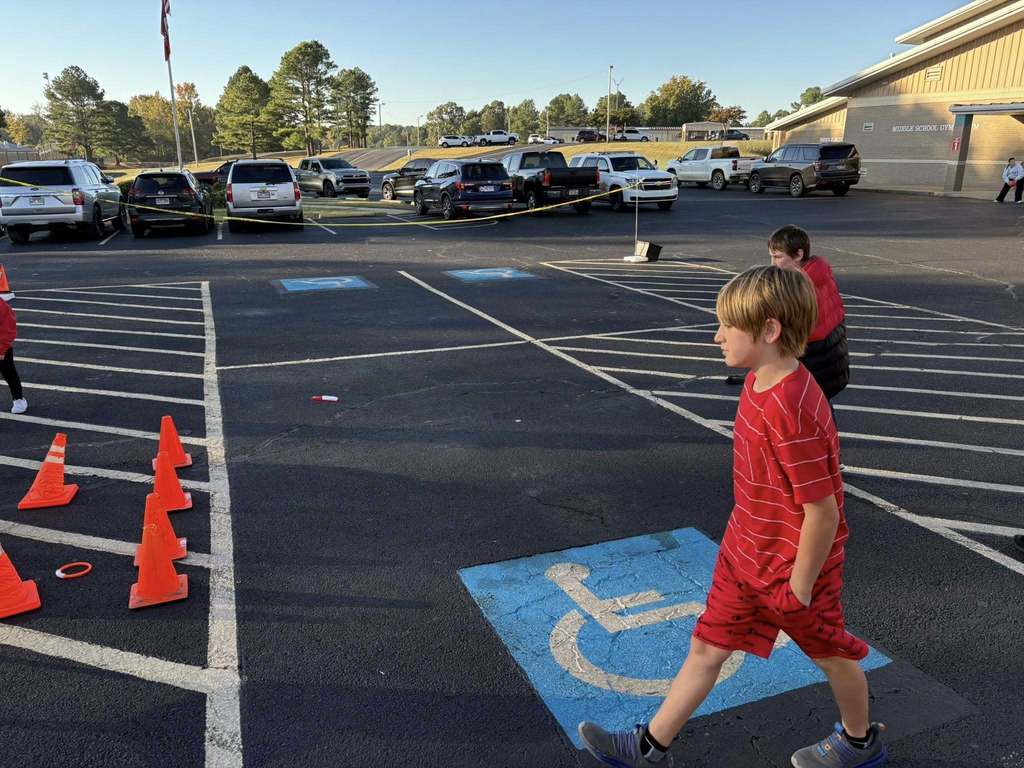 WMS positive behavior team put on a block party for middle school students who have had positive behavior so far this school year!   Thank you to WHS Student Council and WHS EAST for their help in running the stations!
