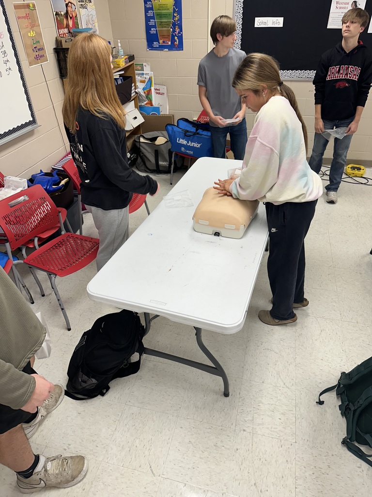 Our 9th grade health classes completed their CPR training this week with Coach Schwarz! We’re proud of these students for gaining such an important, life-saving skill.  ❤️🤍💪
