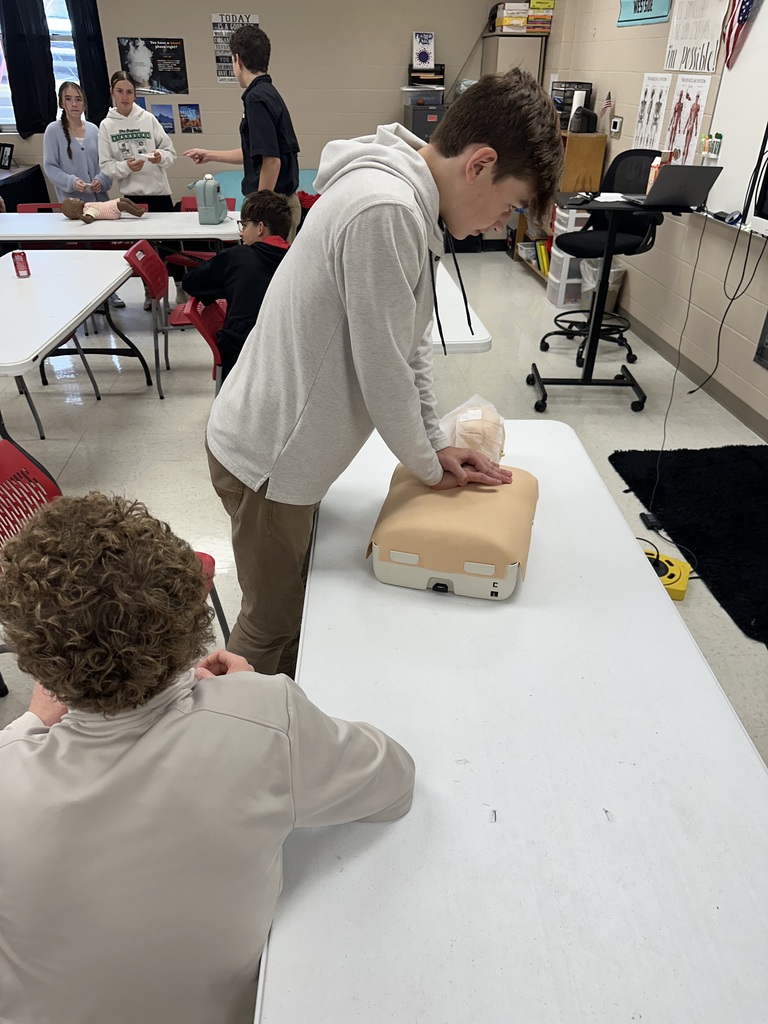 Our 9th grade health classes completed their CPR training this week with Coach Schwarz! We’re proud of these students for gaining such an important, life-saving skill.  ❤️🤍💪