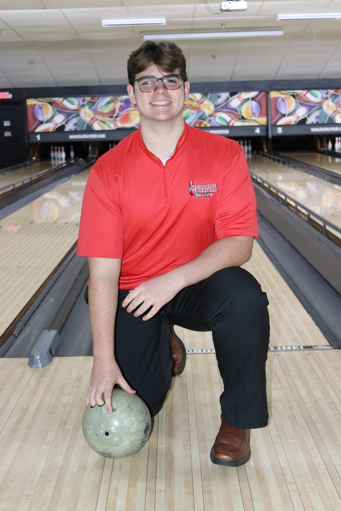 Westside High School will honor its Senior Bowling athletes on Monday, January 12th, in the WHS Gym. Participants and escorts are asked to arrive by 6:30 p.m. in the gym lobby. We look forward to recognizing these students for their dedication and achievements.  ❤️🤍