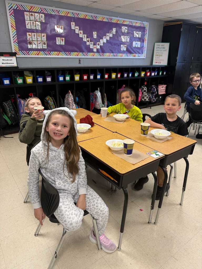 Ms. Copeland’s second grade class had a very special visitor today! Craighead County Deputy Aaron Chadwick stopped by to read The Polar Express for our Polar Express Day. The students were thrilled, and we are so grateful to Deputy Chadwick for making their morning magical!   After the story, the fun continued with a showing of The Polar Express, hot chocolate, popcorn, and—of course—pajama day at WES!  ❤️🤍🙌🙌