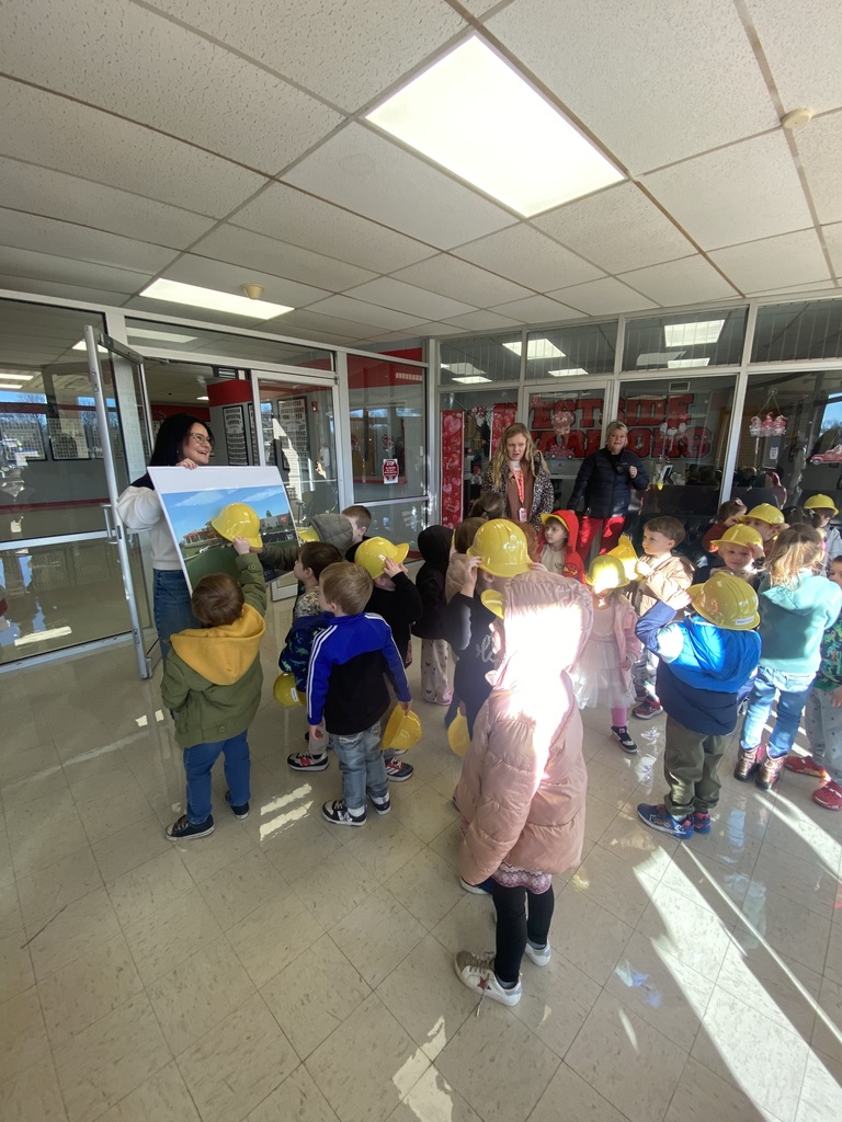 🚧👷‍♂️ Pre-K Construction Unit Field Trip! 👷‍♀️🚧  Our Pre-K students wrapped up their construction unit with a real-life construction visit! They toured the high school site where a new wing is being built—one day, they’ll be the students learning in those classrooms. What an exciting glimpse into their future at Westside!  ❤️🤍