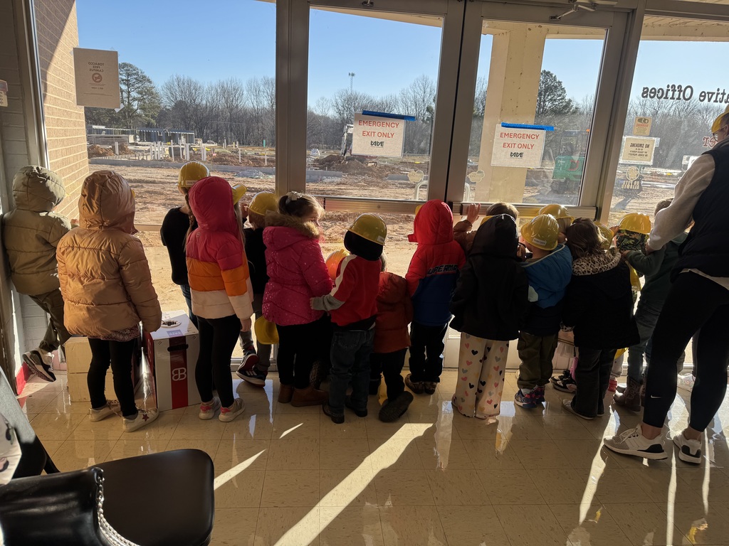 🚧👷‍♂️ Pre-K Construction Unit Field Trip! 👷‍♀️🚧  Our Pre-K students wrapped up their construction unit with a real-life construction visit! They toured the high school site where a new wing is being built—one day, they’ll be the students learning in those classrooms. What an exciting glimpse into their future at Westside!  ❤️🤍