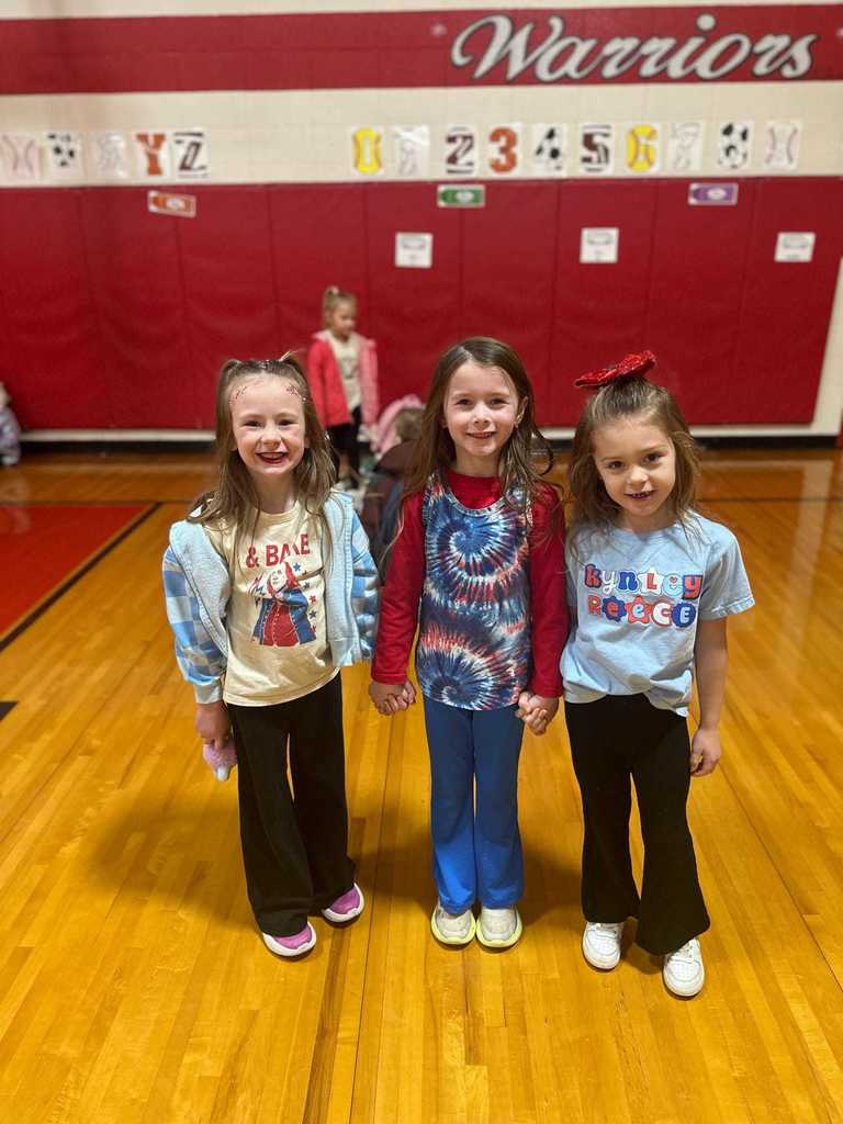 Our Warriors showed their patriotic spirit and brought the energy for Spirit Week today!  ❤️🤍💙